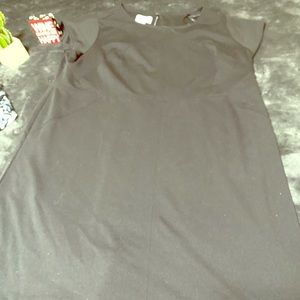 Black cap sleeve dress